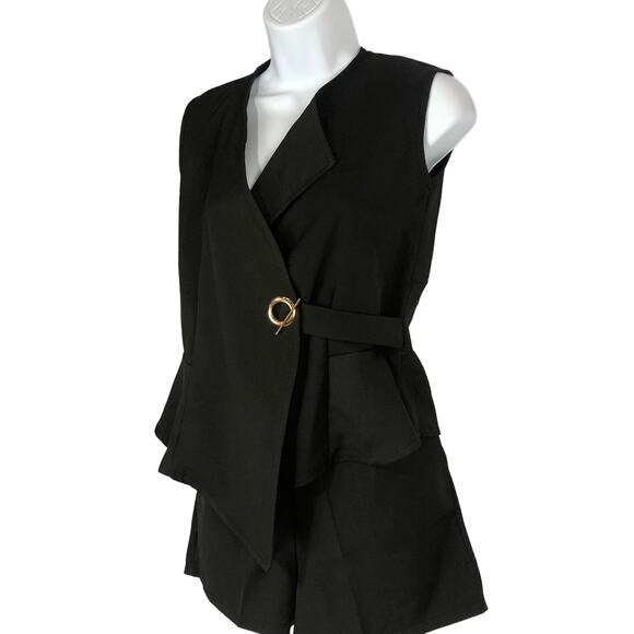 NWT boutique black sleeveless top & matching shorts set gold accent size small - Picture 3 of 12